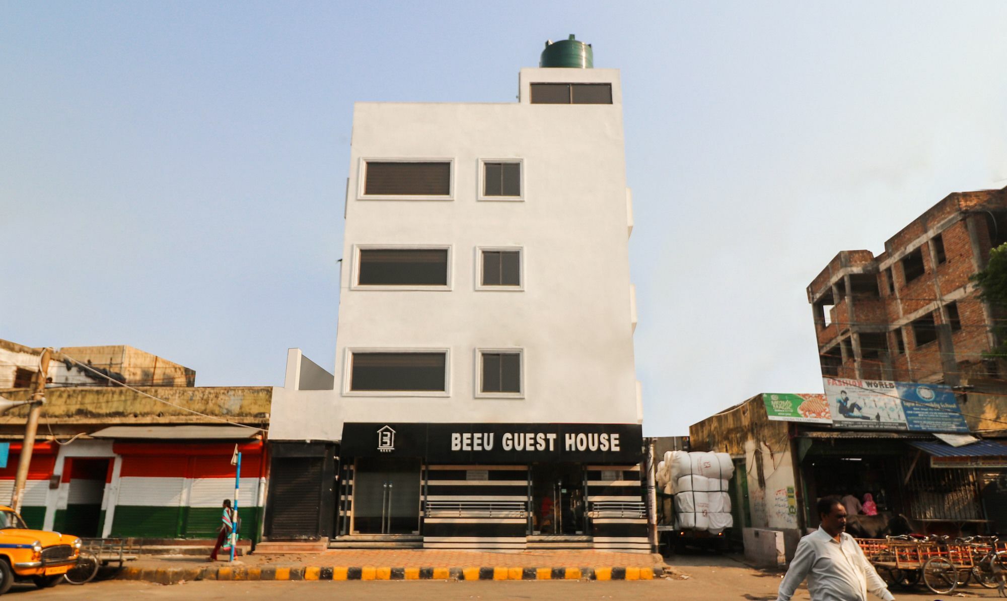 Capital O 8318 Beeu Guest House Liluāh Exterior foto